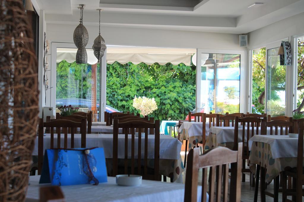 Xaris Hotell Platamonas Exteriör bild